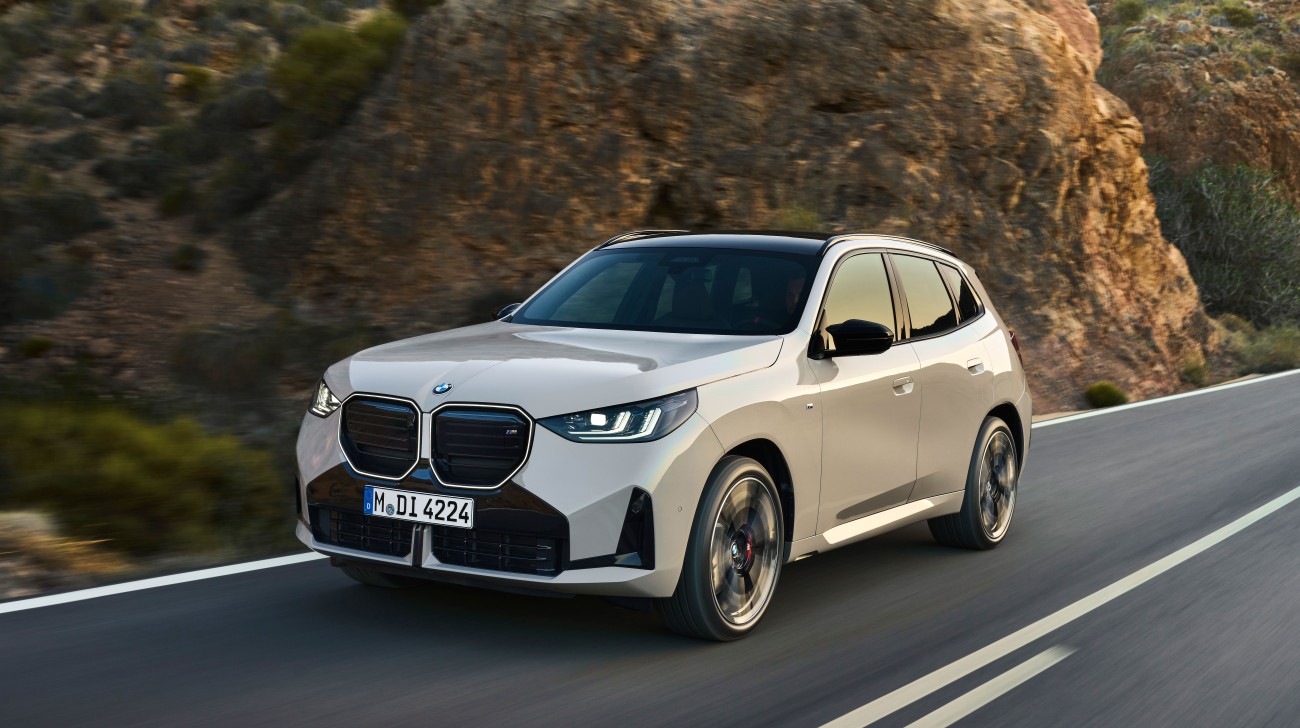 1727517113-P90554963 HighRes The-new-bmw-x3